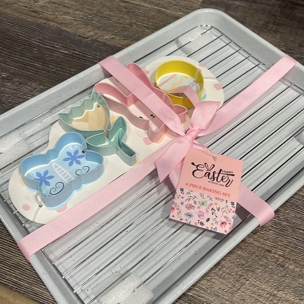 6 piece Easter baking set